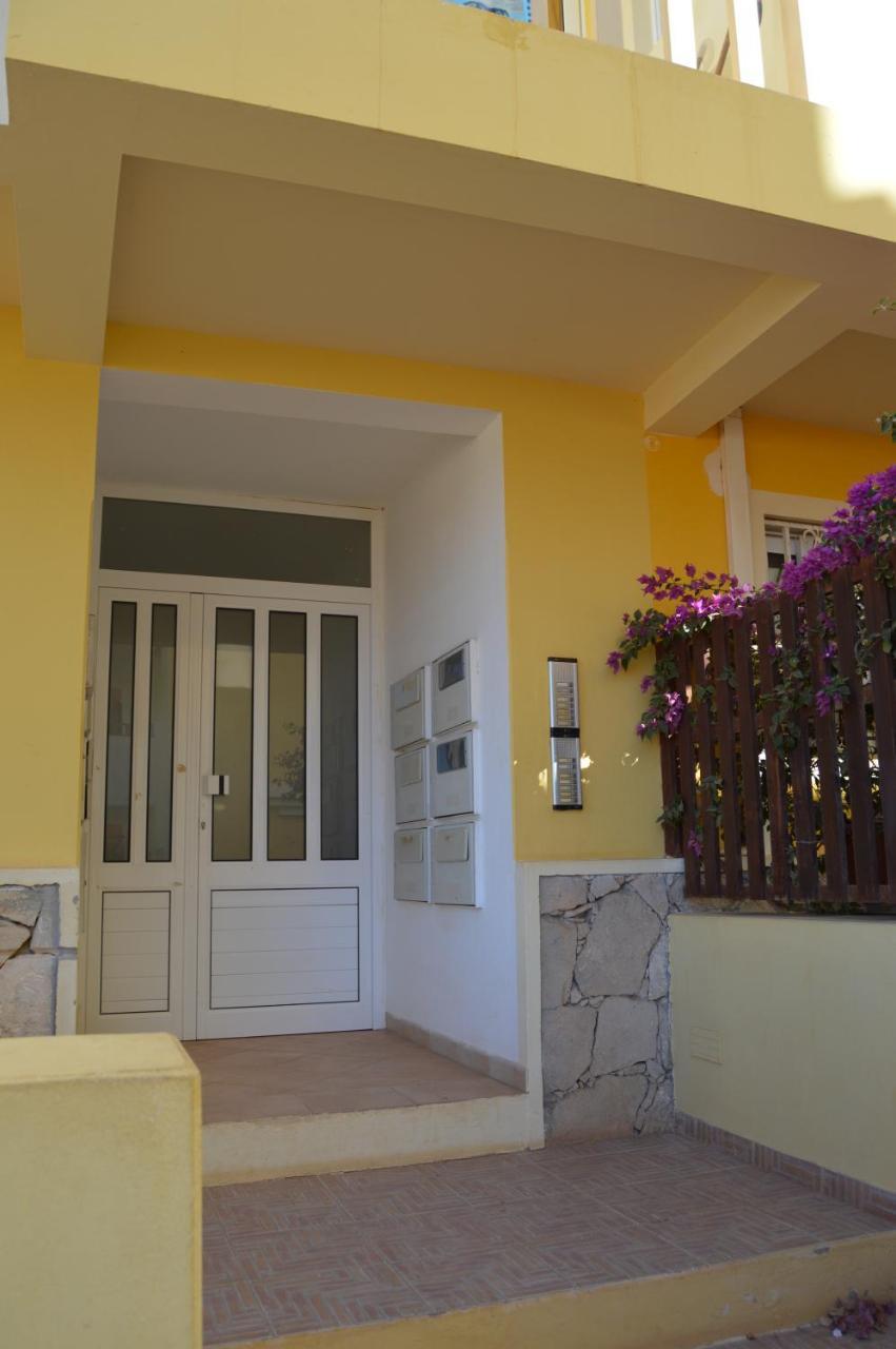 Tres Caravelas Flats *
